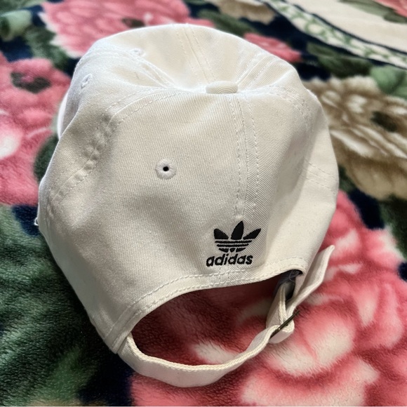 Adidas White Baseball Cap - Picture 2 of 5